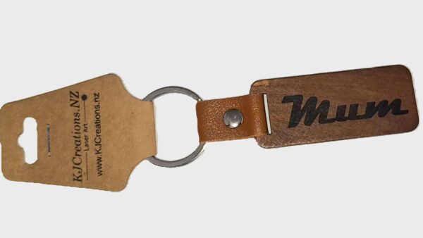 Walnut Lasered Keyrings "Mum - Magneto"